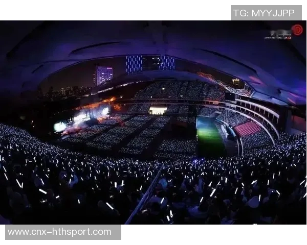 虹口足球场看台的独特魅力与球迷热情交融的精彩瞬间 虹口足球场看台的独特魅力与球迷热情交融的精彩瞬间